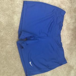Women’s Nike shorts size xl